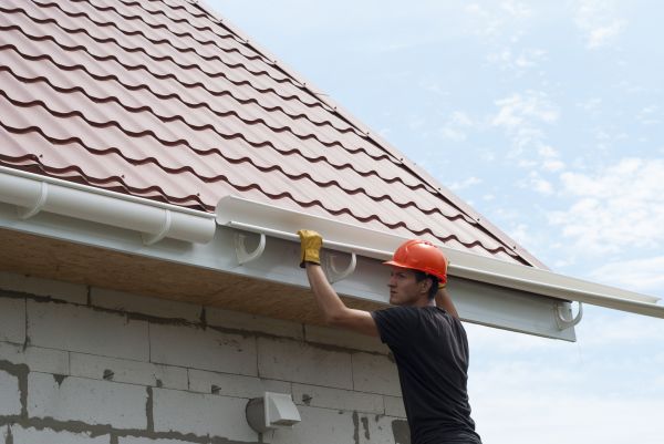 Cost of Rain Gutter Repair in Saint George