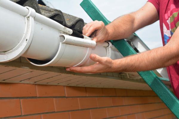 Cost of Large Gutter Repair in Saint George